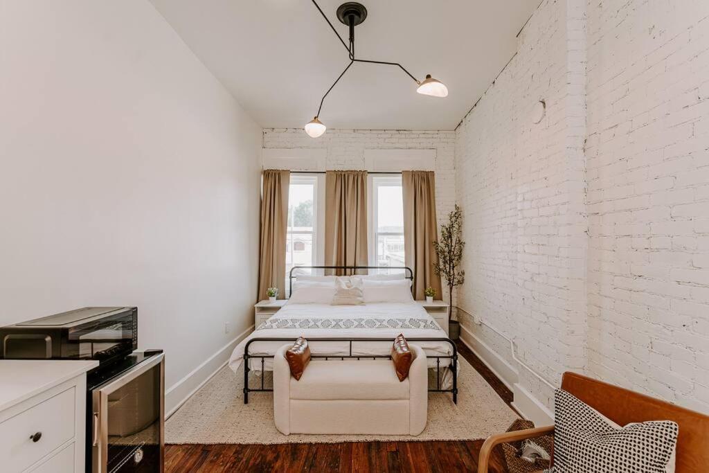 East Main Lofts - Farmhouse 204 Madison Buitenkant foto