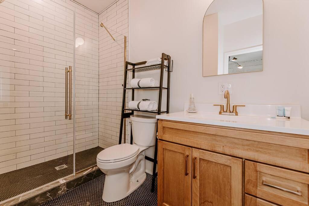 East Main Lofts - Farmhouse 204 Madison Buitenkant foto